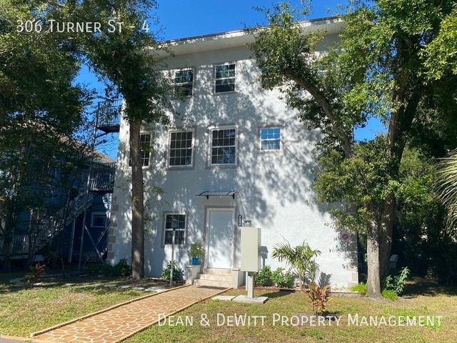 306 Turner St   #4, Clearwater, FL 33756