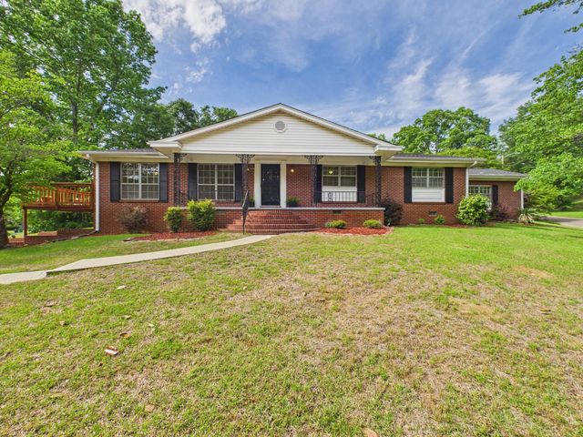 101 Sherard Cir, Columbus, MS 39705