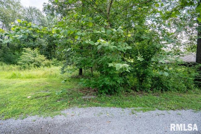 2502 Joel Dr, Herrin, IL 62948