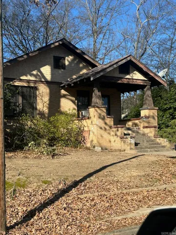 110 Pinewood St, Hot Springs, AR 71913