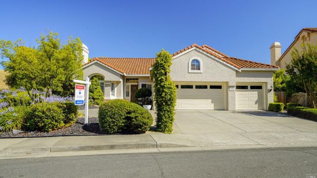 3225 Winged Foot Dr, Fairfield, CA 94534