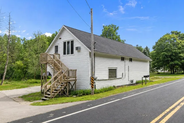 1903 E  Apple Creek Rd, Appleton, WI 54913