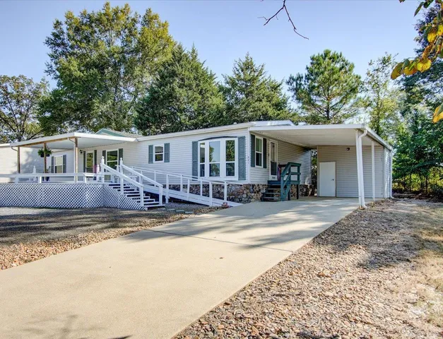231 Century Cir, Hot Springs, AR 71913