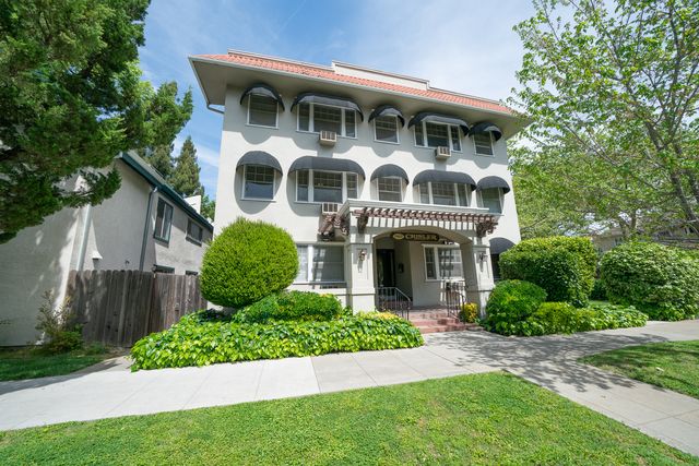 818 25th St #116, Sacramento, CA 95816