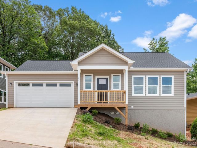 73 Greenwood Fields Dr, Asheville, NC 28804