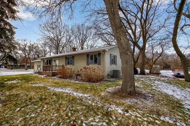 2314 S  Huron Rd, Kawkawlin, MI 48631