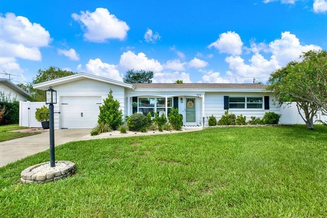 1858 PEACEFUL LANE W, Clearwater, FL 33756