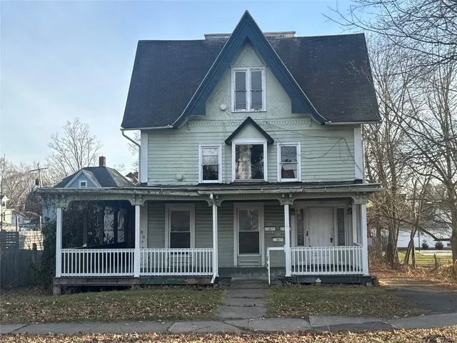 304 Chemung St, Waverly, NY 14892