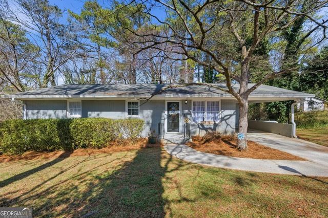 243 Hurt Dr SE, Smyrna, GA 30082