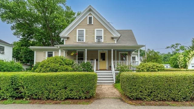 74 Union St, South Hamilton, MA 01982