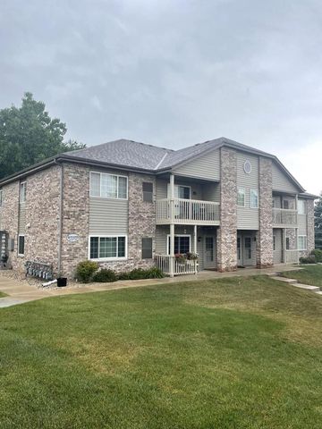 W170S7579 Gregory DRIVE UNIT H, Muskego, WI 53150