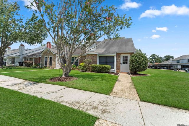5365 Sleepy Hollow Dr, Baton Rouge, LA 70817