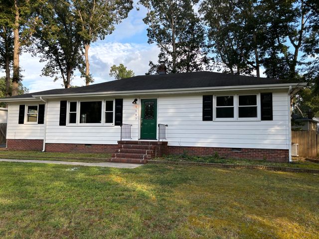 1107 Ironington Rd, Richmond, VA 23227