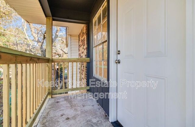 107 Meudon St #D, Duson, LA 70529