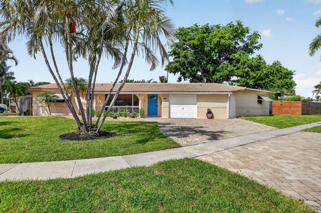 301 SE 8th Avenue, Deerfield Beach, FL 33441