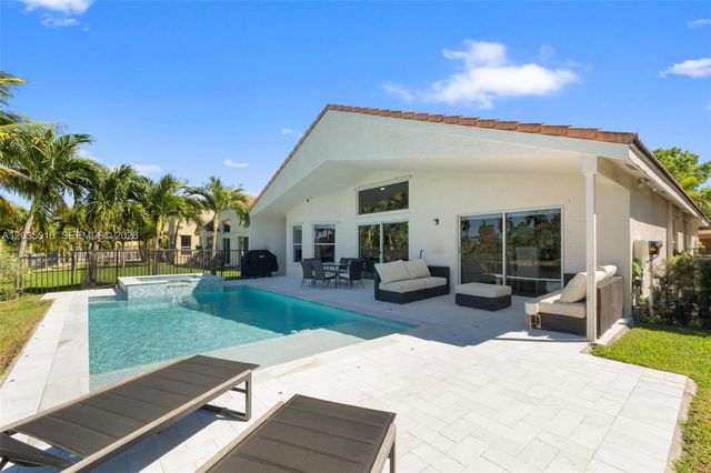 18061 SW 33rd St, Miramar, FL 33029