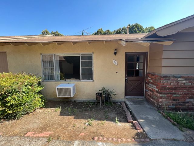 625 Kansas St #11, Redlands, CA 92373