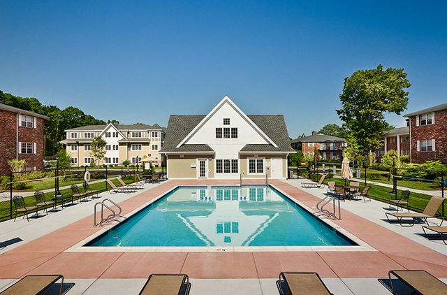 5120 Washington St #5114-16, West Roxbury, MA 02132