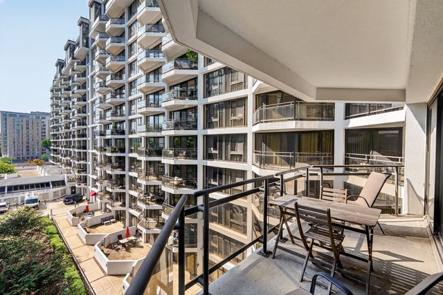 1530 Key Blvd #529, Arlington, VA 22209