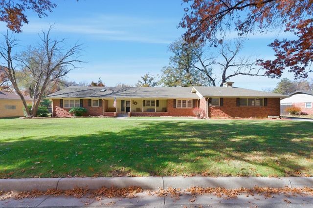 547 N  Mission Rd, Wichita, KS 67206