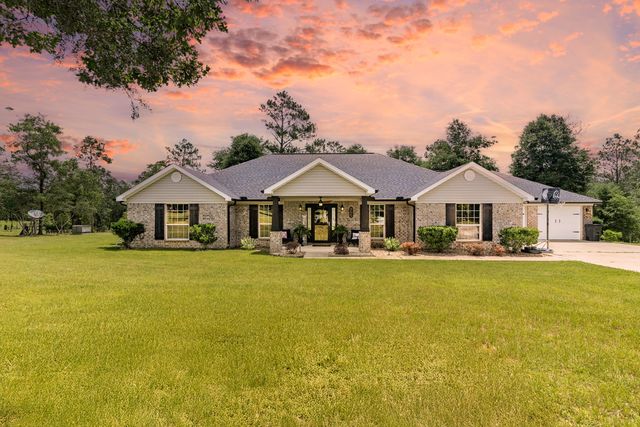 6263 Old River Rd, Baker, FL 32531