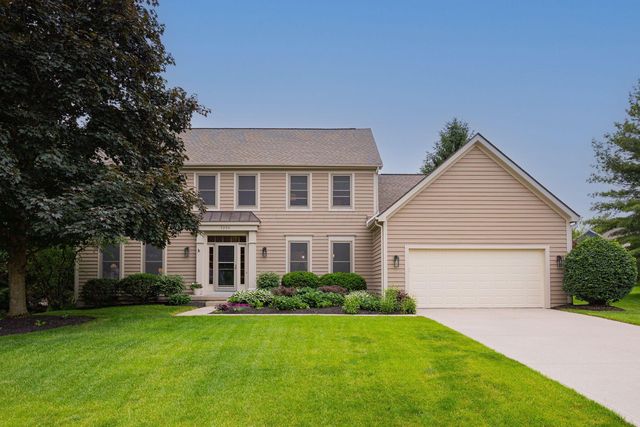 3254 Harbor Dr, Lewis Center, OH 43035