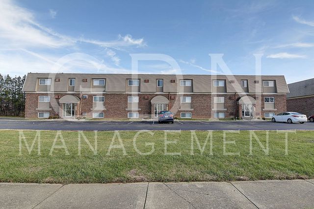 1077-1099 Frederick Dr, Xenia, OH 45385