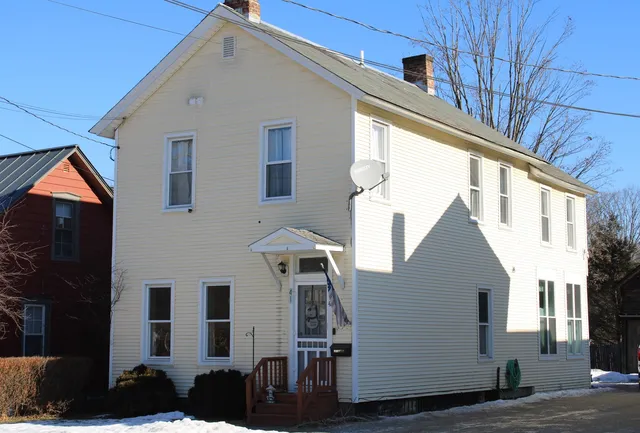 41 Caernarvon Street, Fair Haven, VT 05743