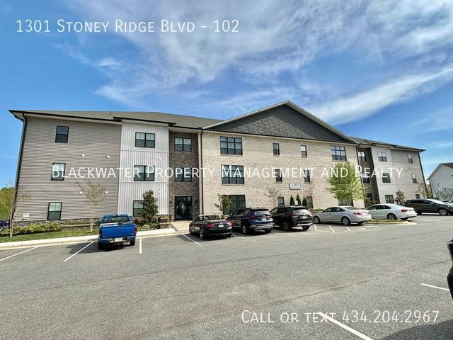 1301 Stoney Ridge Blvd #102, Forest, VA 24551