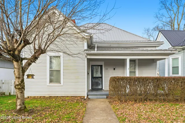 538 1st St, Shelbyville, KY 40065