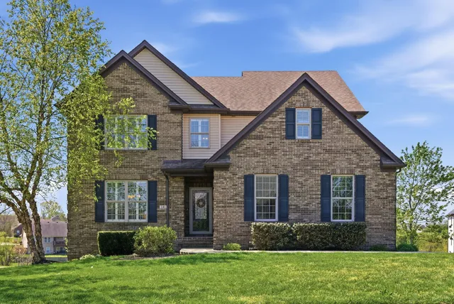141 Minnow Cove Ct, Nicholasville, KY 40356