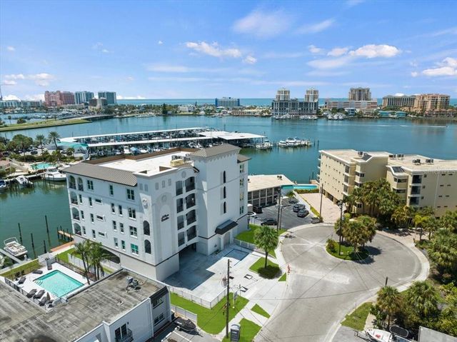 211 Dolphin Point #303, Clearwater, FL 33767