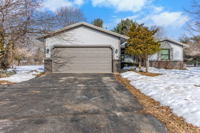 2151 Rogue River Rd NE, Belmont, MI 49306