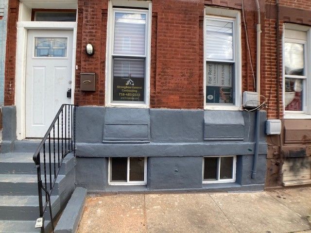 2557 N  17th St, Philadelphia, PA 19132