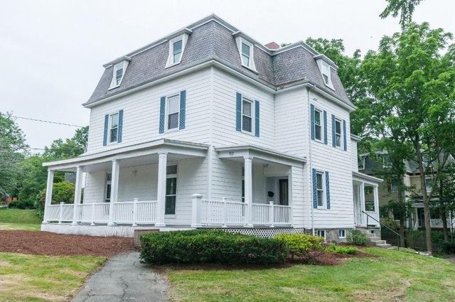 26 Knowles St, Newton, MA 02459
