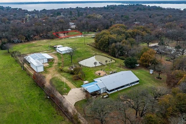 201D Ranch Rd, Mabank, TX 75156