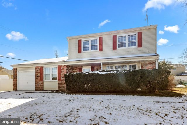 514 Indianola Rd, Fairless Hills, PA 19030
