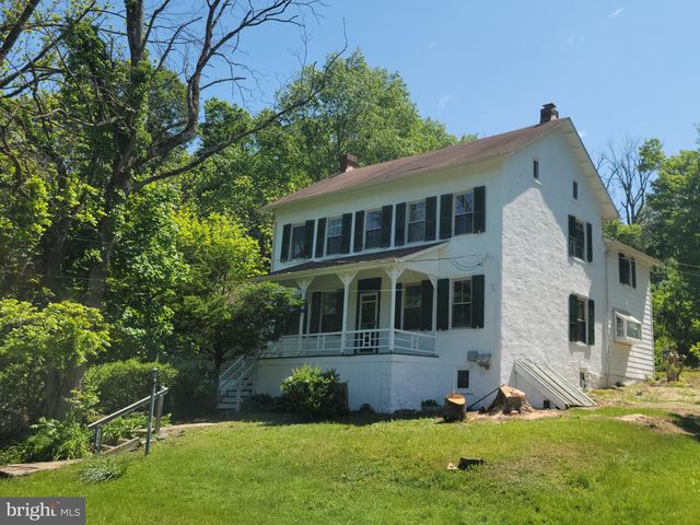 1284 School House Ln, Chester Springs, PA 19425