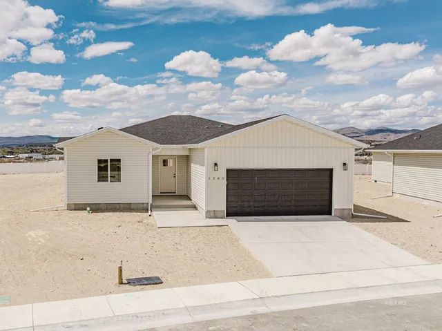 1266 Primrose Ln, Elko, NV 89801