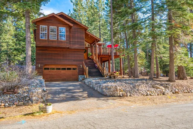 1520 Cherry Hills Cir, South Lake Tahoe, CA 96150