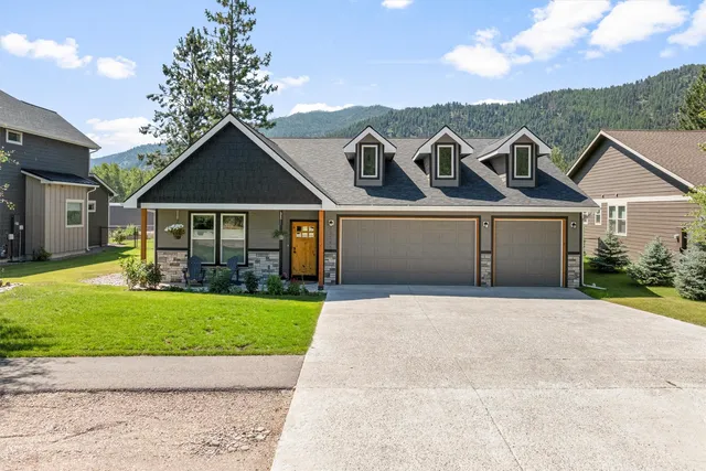 11793 Cattail Way, Clinton, MT 59802