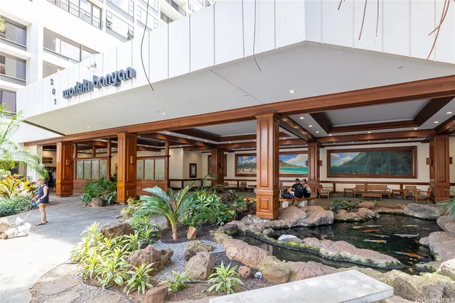 201 Ohua Ave #2905, Honolulu, HI 96815