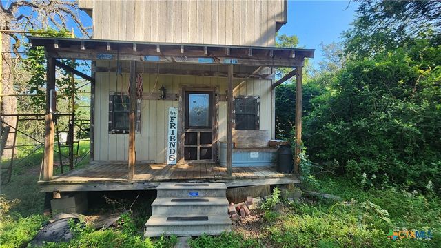 274 County Road 308A, Rockdale, TX 76567
