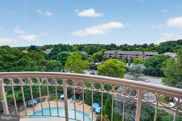5802 Nicholson Ln #2-706, Bethesda, MD 20852
