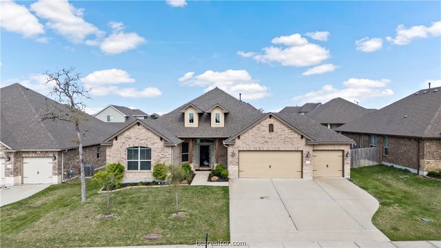 2708 Lakewell Ln, College Station, TX 77845