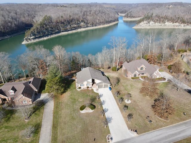 486 Water Cliff Dr, Somerset, KY 42503