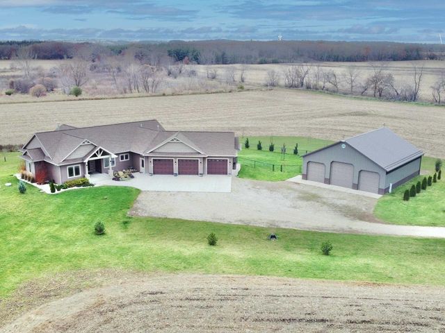 9799 West Stebbinsville Road, Stoughton, WI 53536