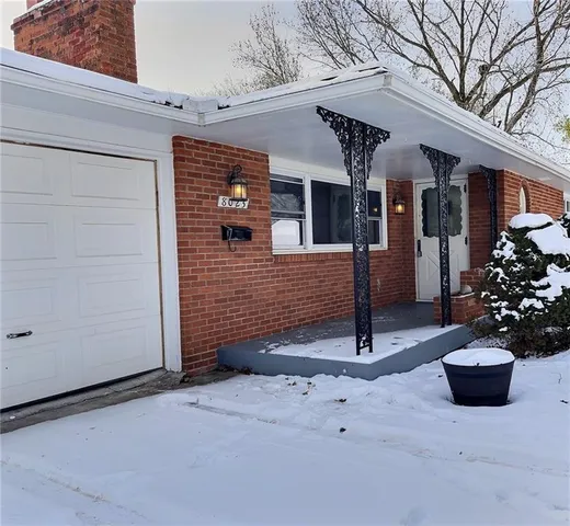 8023 Freeman Ave, Kansas City, KS 66112