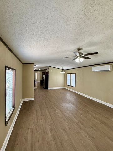 4619 Rhonda St #1A, Needville, TX 77461