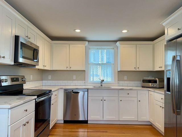 17 Great Rd, Acton, MA 01720